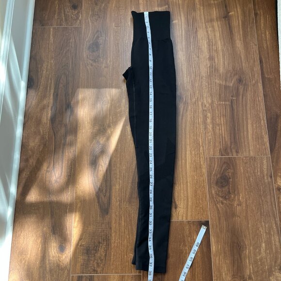 LNDR Chisel Leggings (black and grey set- 2 count) #1 - Picture 7 of 16